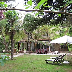 Holiday Six-Bedroom Home