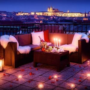 A/C + Terrace Breakfast At Tiffany'S