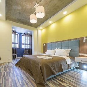 Chambre Moderne Lit King-Size