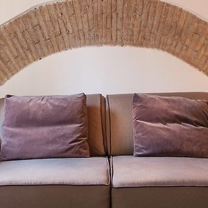 Rental In Rome - Scala Suite