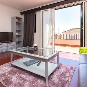 Appartement à 2 Chambres à Coucher