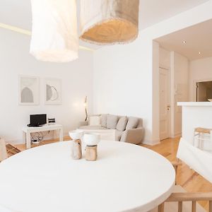 Appartement à 2 Chambres à Coucher