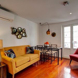 Appartement à 2 Chambres à Coucher