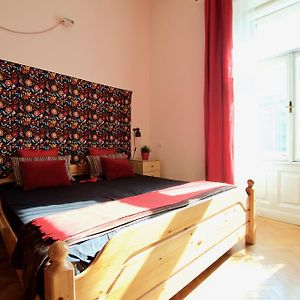 Budget Apartment By Hi5 - Uelloi 36