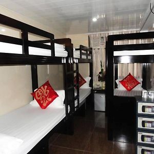 Dormitory Room Mixed