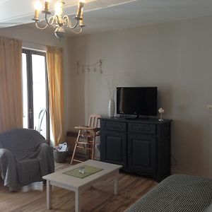 Appartement à 2 Chambres à Coucher au Premier Étage