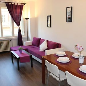 Go Native Prague Apartment