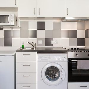 Flh Marques Modern Flat