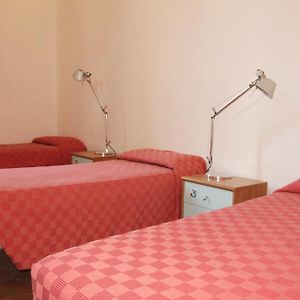Chambre Juste Pour Femmes Dortoir de Base
