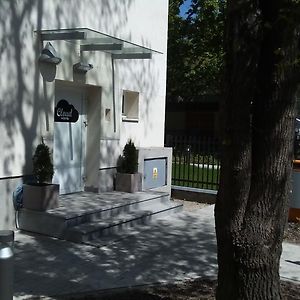 Cloud Hostel