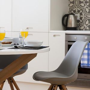 Joivy Downtown Design Apartments