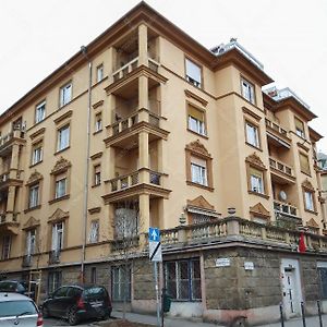 Appartement à 2 Chambres à Coucher