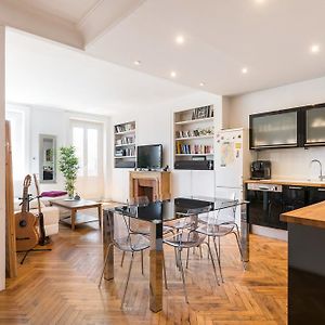 Appartement Luxe à 3 Chambres à Coucher