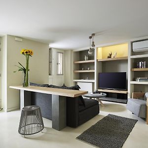 Appartement à 2 Chambres à Coucher