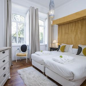 Appartement à 2 Chambres à Coucher
