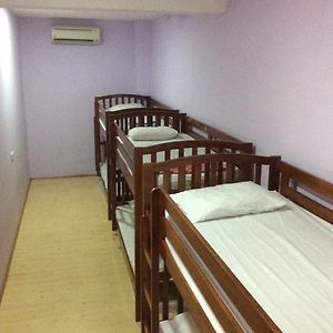 Chambre Juste Pour Hommes Dortoir