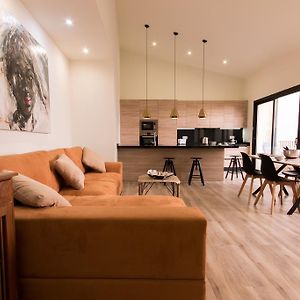 Appartement à 2 Chambres à Coucher