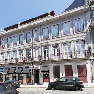 Lovelystay - Top Floor Balcony Apartment