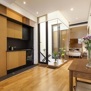 Artists Design - Space Maison Apartments
