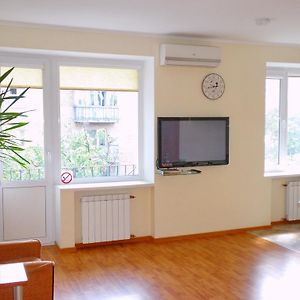Apartment On Nimanska 5