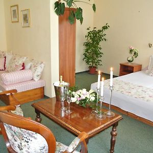Chambre Standarde Triple