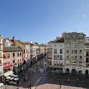 Apartamentos Plaza Constitucion - Larios