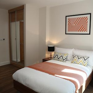 Appartement à 2 Chambres à Coucher