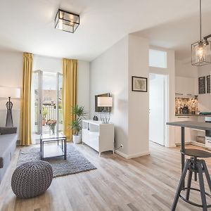 Appartement à 2 Chambres à Coucher