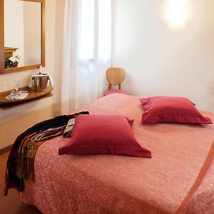Chambre Classique Triple