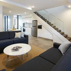 Appartement à 4 Chambres à Coucher
