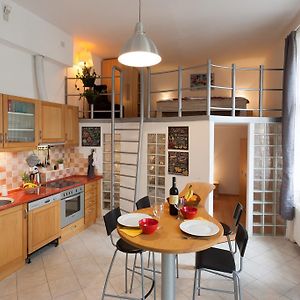 Feel At Home Apartment