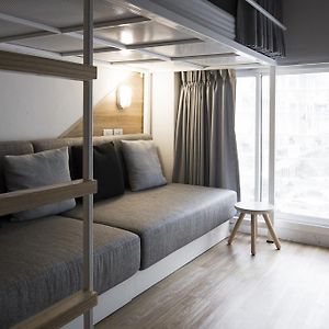 Dormitory Room Mixed