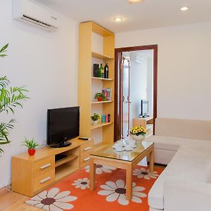 Appartement à 3 Chambres à Coucher