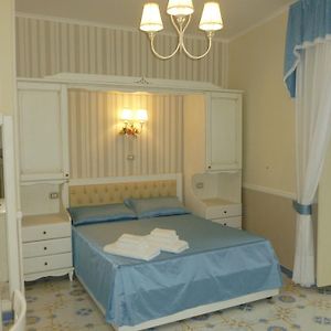 Chambre Annexée Lit King-Size