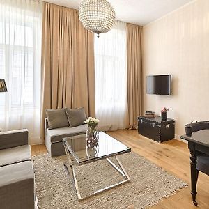 Appartement Grand à 1 Chambre à Coucher