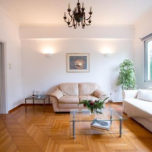 Central 5 Room Apartment