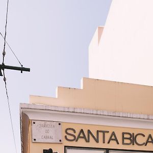 Santa Bica Eat Drink & Sleep