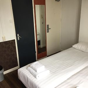 Chambre Triple au Dernier Étage