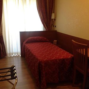 Chambre Standarde Simple