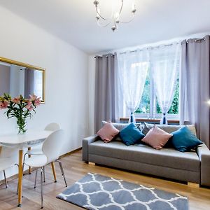 Clicktheflat Avenue Place Apart Rooms