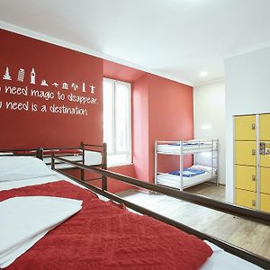 Dormitory Room Mixed