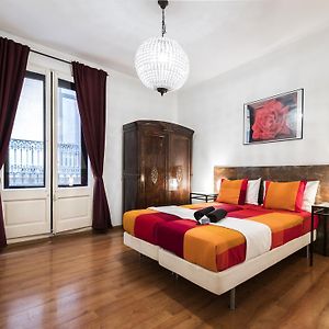 Appartement à 4 Chambres à Coucher