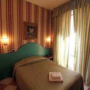 Chambre Triple Économique