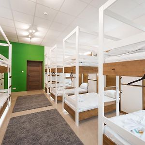 Dormitory Room Mixed