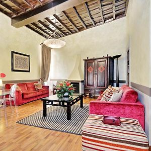 Appartement à 3 Chambres à Coucher