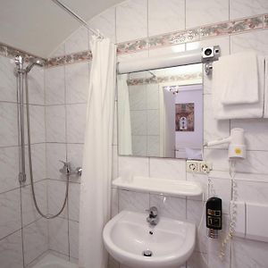 Chambre Standarde Triple