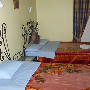Chambre Standarde Lit Queen-Size