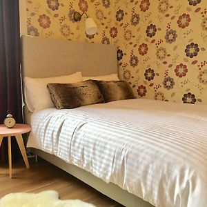 Appartement à 3 Chambres à Coucher