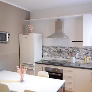 Appartement à 3 Chambres à Coucher