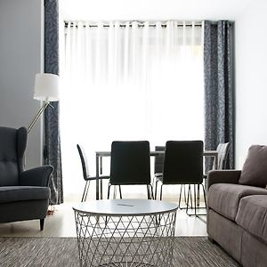 Appartement à 3 Chambres à Coucher